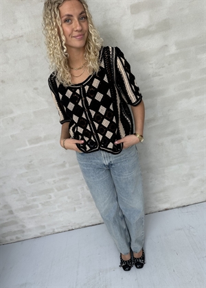 Wasila knit ss cardigan Sandshell/Black Object 